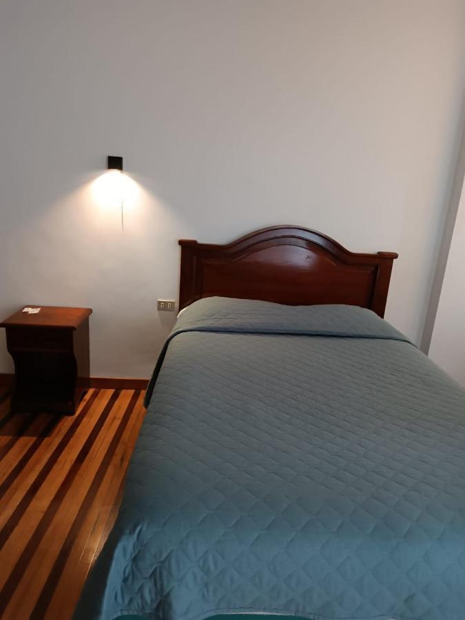 Hostal Pucara Loja Bagian luar foto
