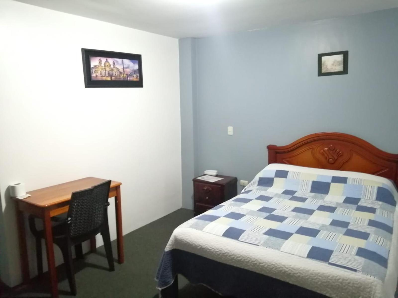 Hostal Pucara Loja Bagian luar foto