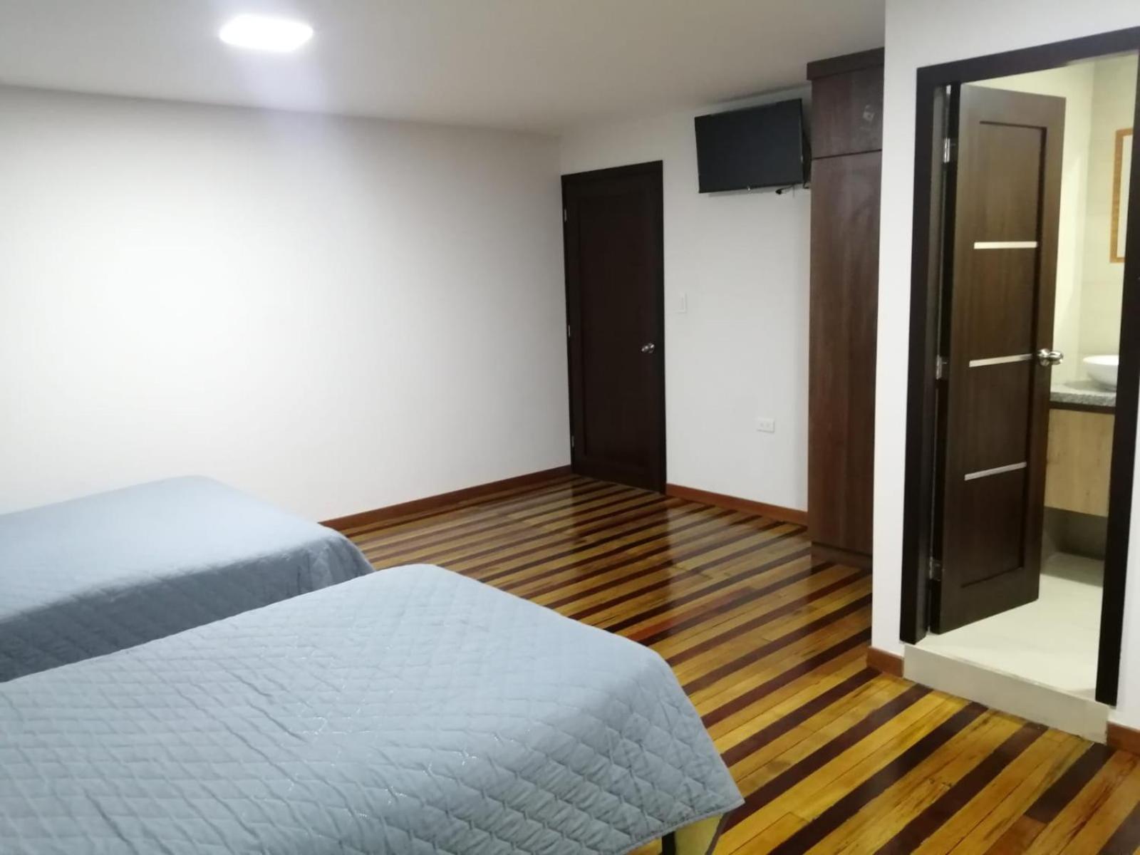 Hostal Pucara Loja Bagian luar foto