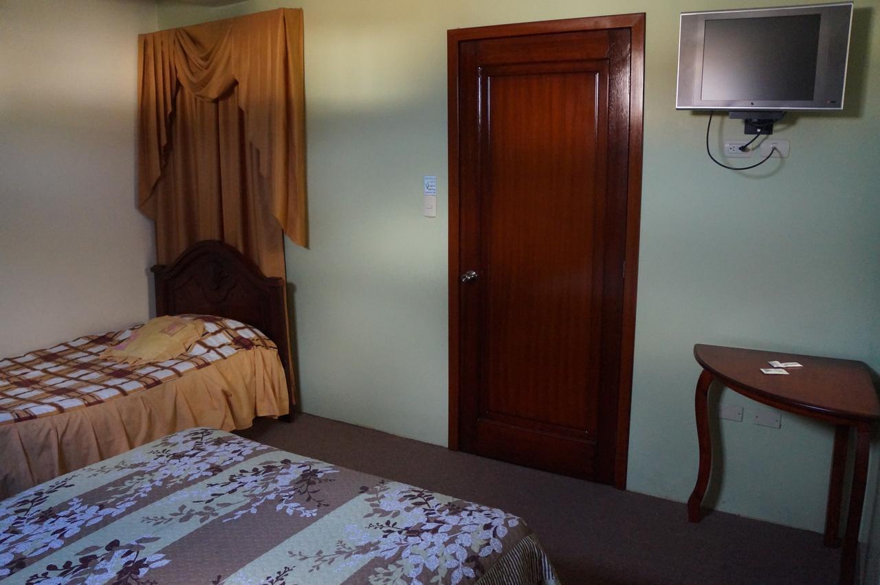 Hostal Pucara Loja Bagian luar foto