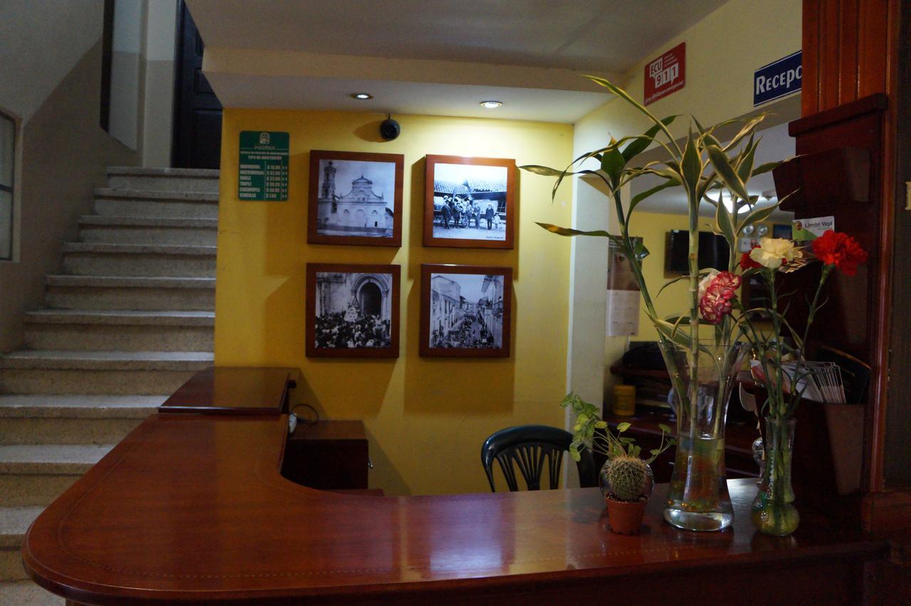 Hostal Pucara Loja Bagian luar foto